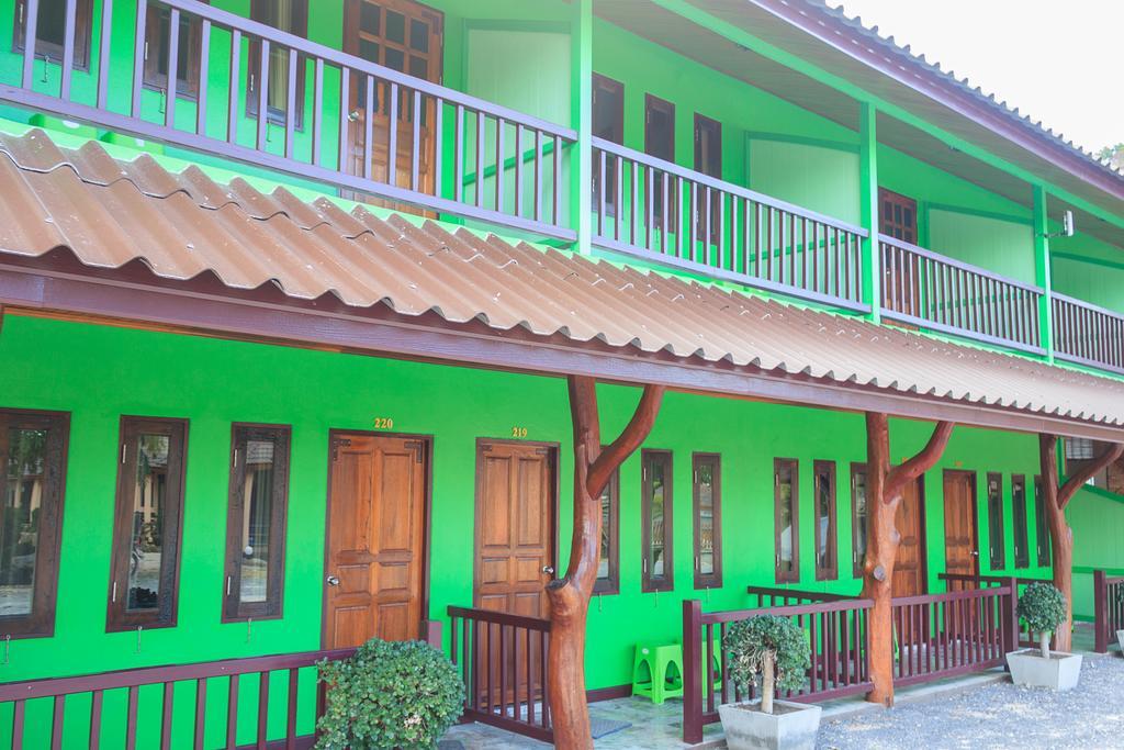 Needa Rock Resort Khanom Kültér fotó